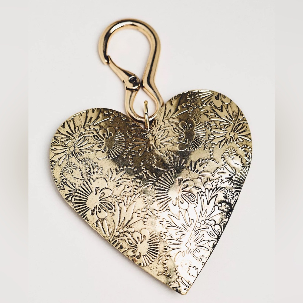 NWTS ANTHRO HEART BAG CHARM - Picture 2 of 6